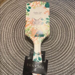 3/$10 girls hairbrush 🆕